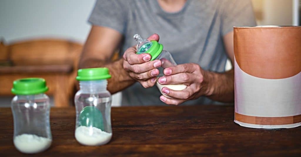 Why Your Breastfed or Formula Fed Baby Suddenly Refuses a Bottle